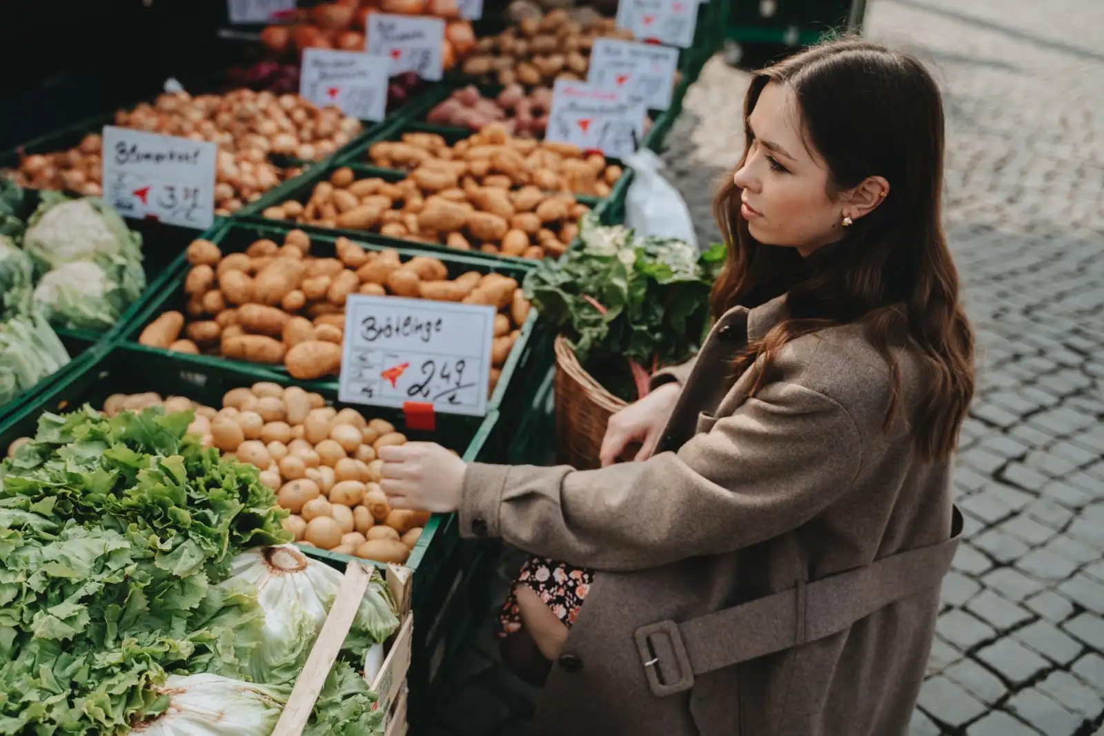 昆明少儿篮球培训怎么选？鹏程体育解读科学训练课程体系