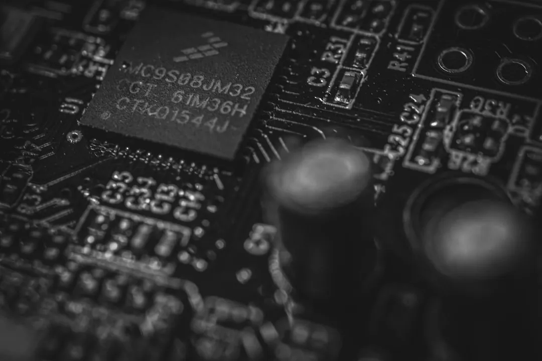 鹏程体育篮球训练营与少儿体适能课程的技术优势对比